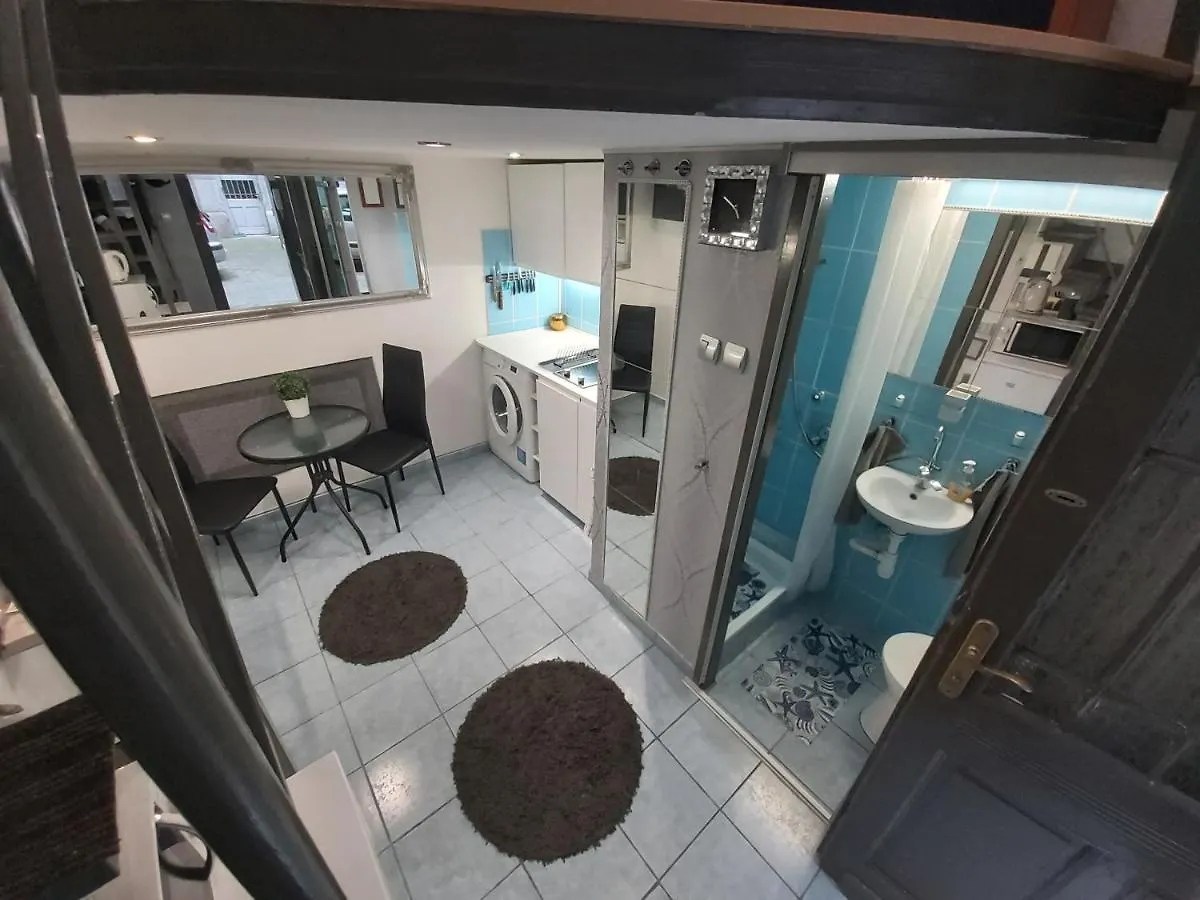 Apartamento Like Studio City Centrum, Wifi, Terrace Budapest Hungría