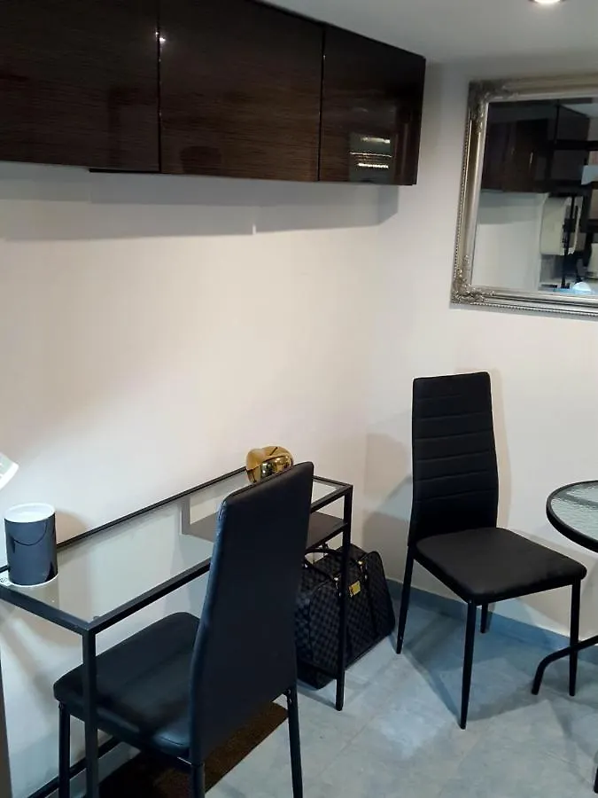 Like Studio City Centrum, Wifi, Terrace Budapest 0*,