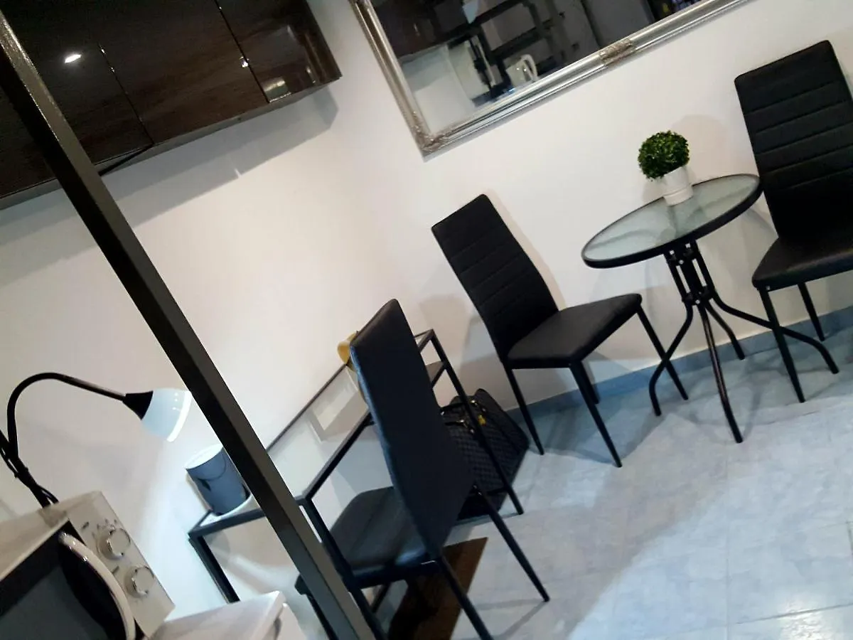 Like Studio City Centrum, Wifi, Terrace Budapest Hungría