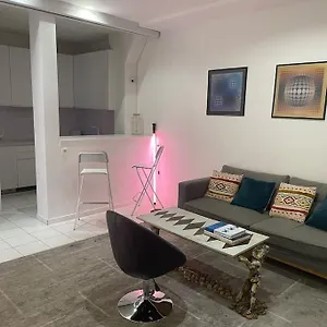 50m2 Private In Center , París Francia