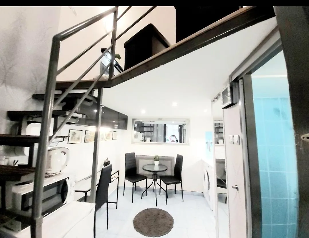 Like Studio City Centrum, Wifi, Terrace Budapest 0*,  Ungheria